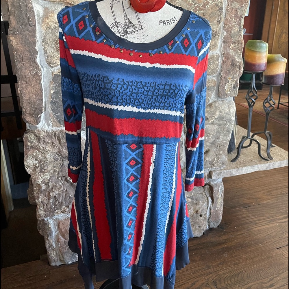EUC, Multiples dress 🎁 FREE earrings